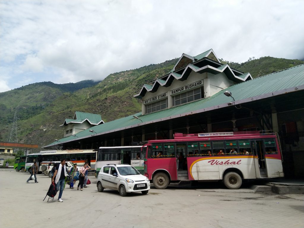 Rampur bus stand. The bus was early to this place and waited for over half an hour. Buses in Himachal are usually very punctual at major bus stands.
