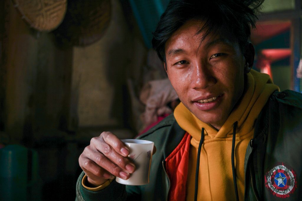 We stopped for tea at Munna Camp—a couple of kilometers from Dirang basti.
