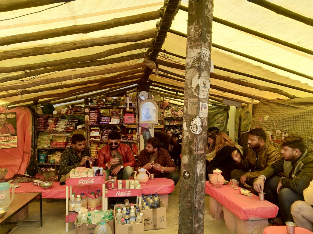 Chacha chachi ka Dhaba.