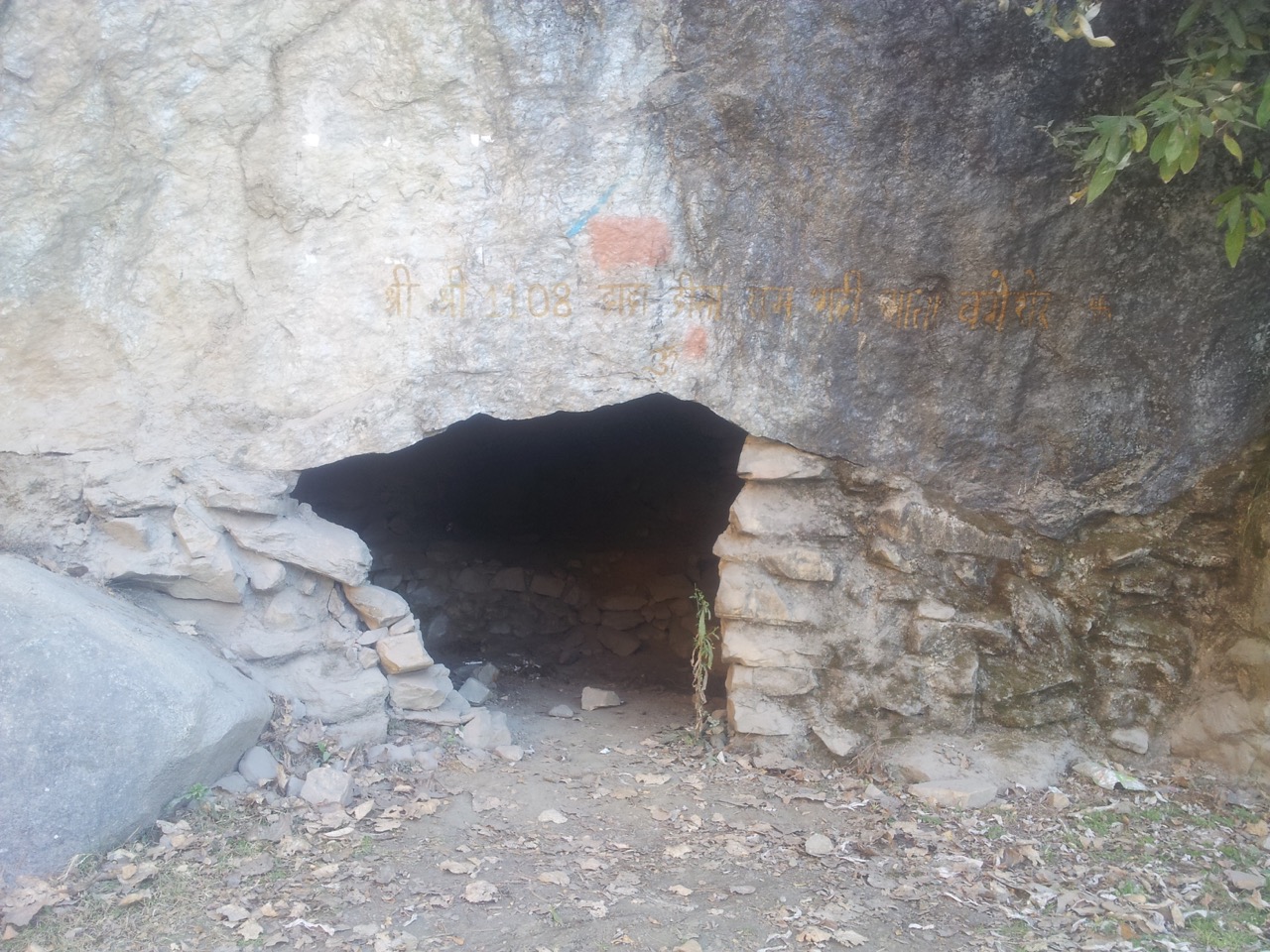 At another place, a natural cave is partially concealed using mortar and stones to create a cosier compartment.