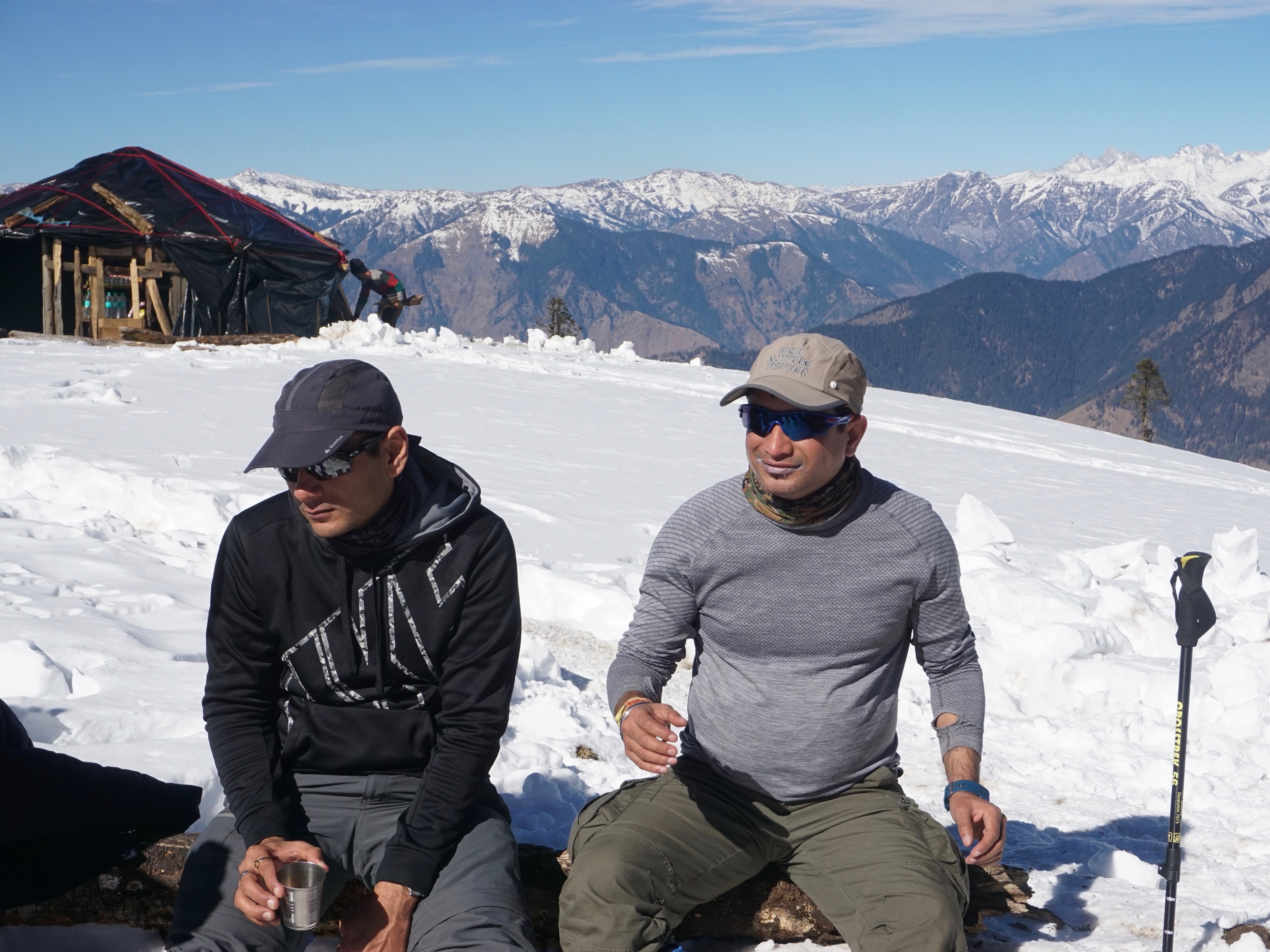 Siddharth and Shubhajit met last year at Sandakphu and became good friends. They decided to do Kedarkantha this year but when it was all booked out, they opted for Har-ki-Doon instead. As luck would have it, they had just finished summiting Kedarkantha!