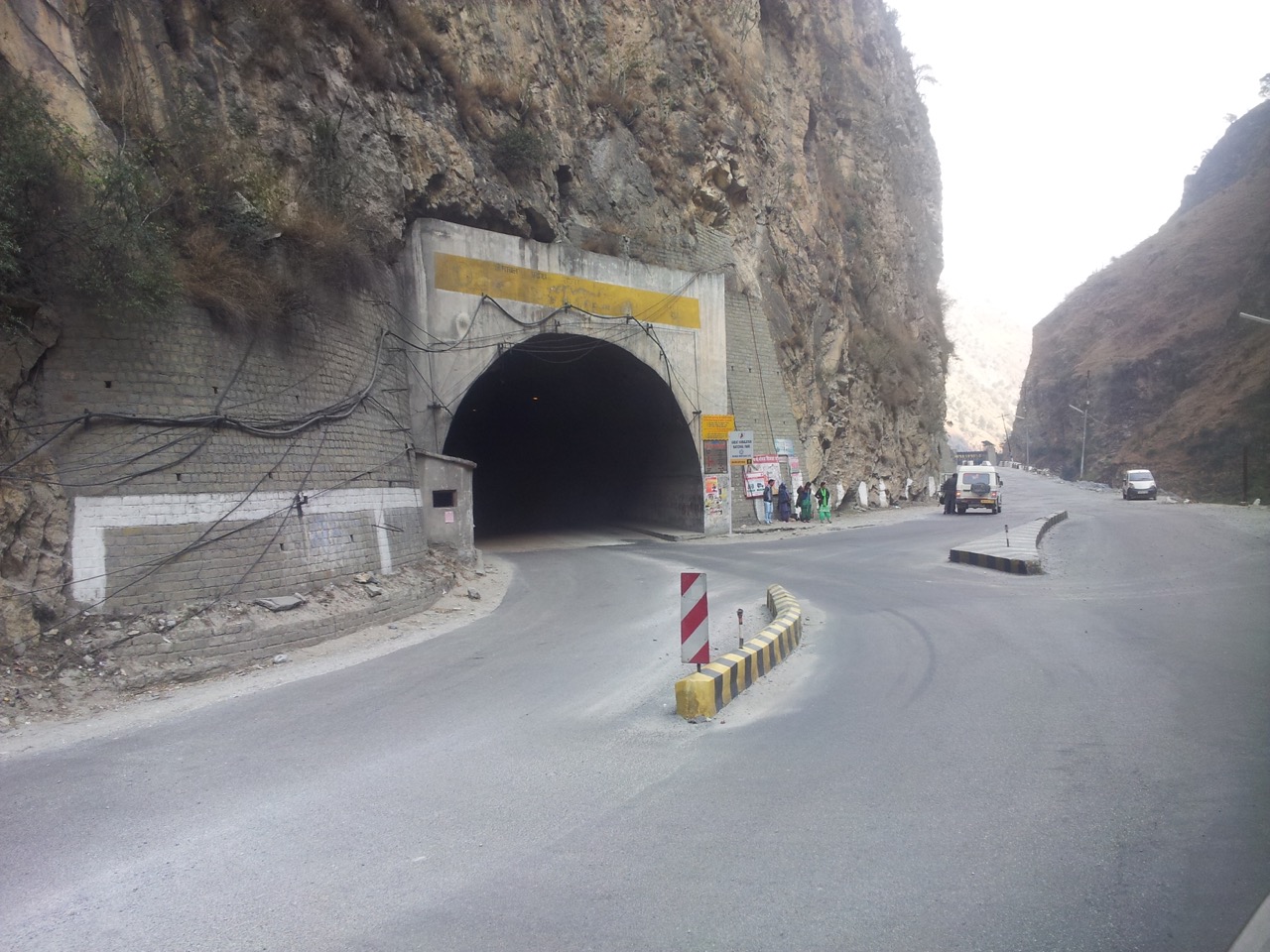 This is entrance to the 3 km long Aut tunnel that cuts through an entire mountain. It is amazing what human brains and engineering can accomplish. I changed buses here.