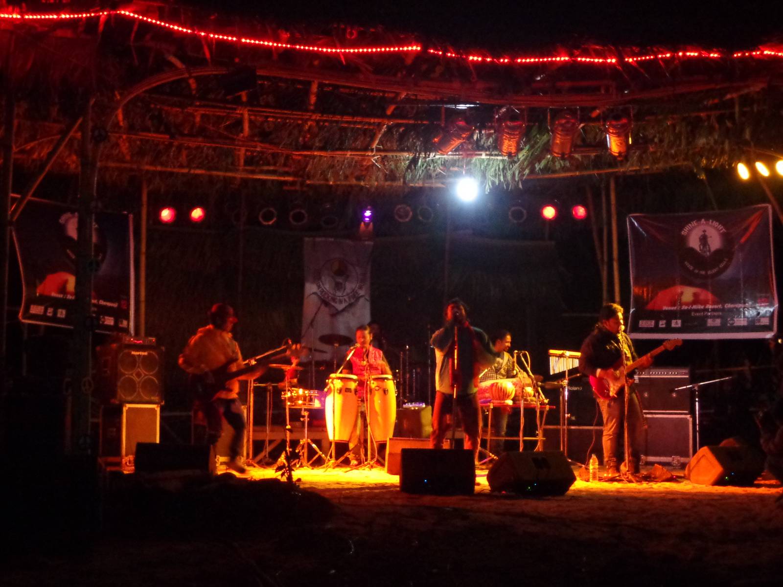 I don&rsquo;t know the name of this band but their ESP&rsquo;s fusion of Assamese folk and rock was a treat.