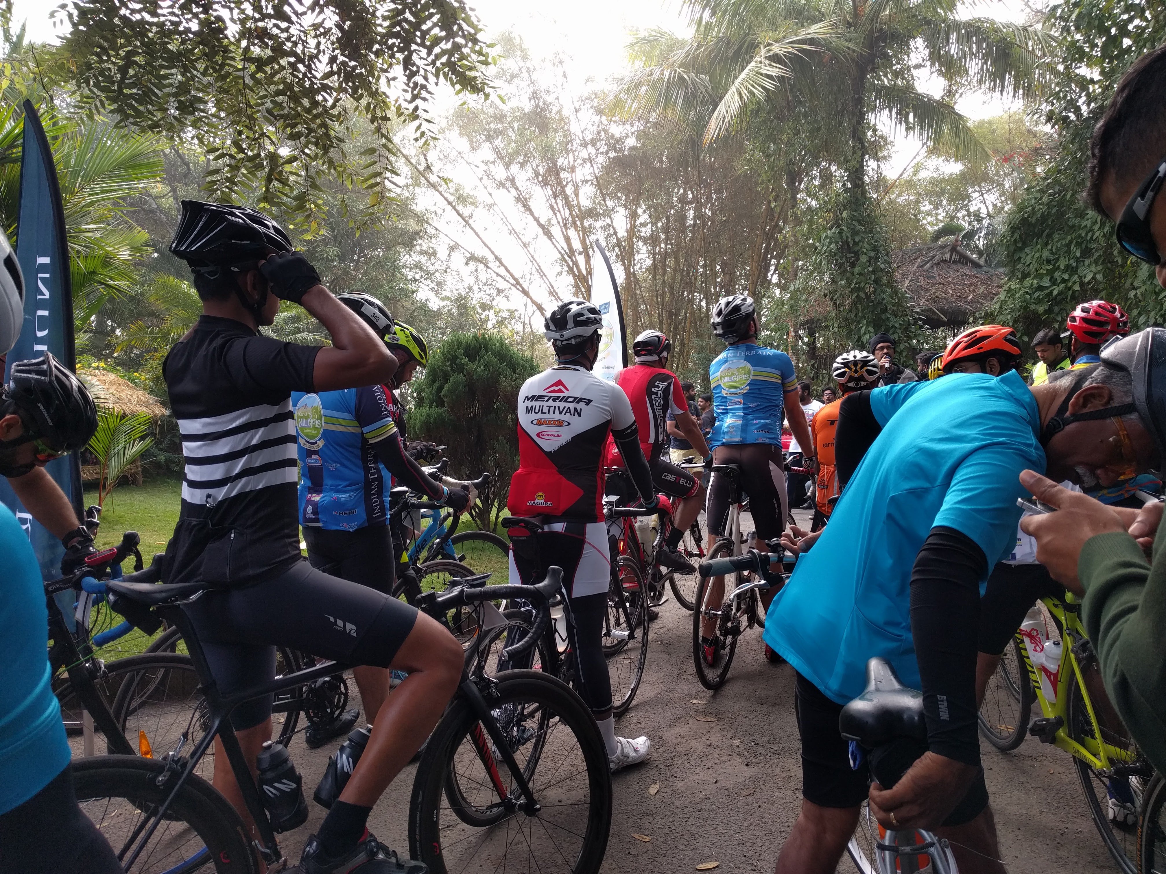 The riders waited for a long time for the flag-off!