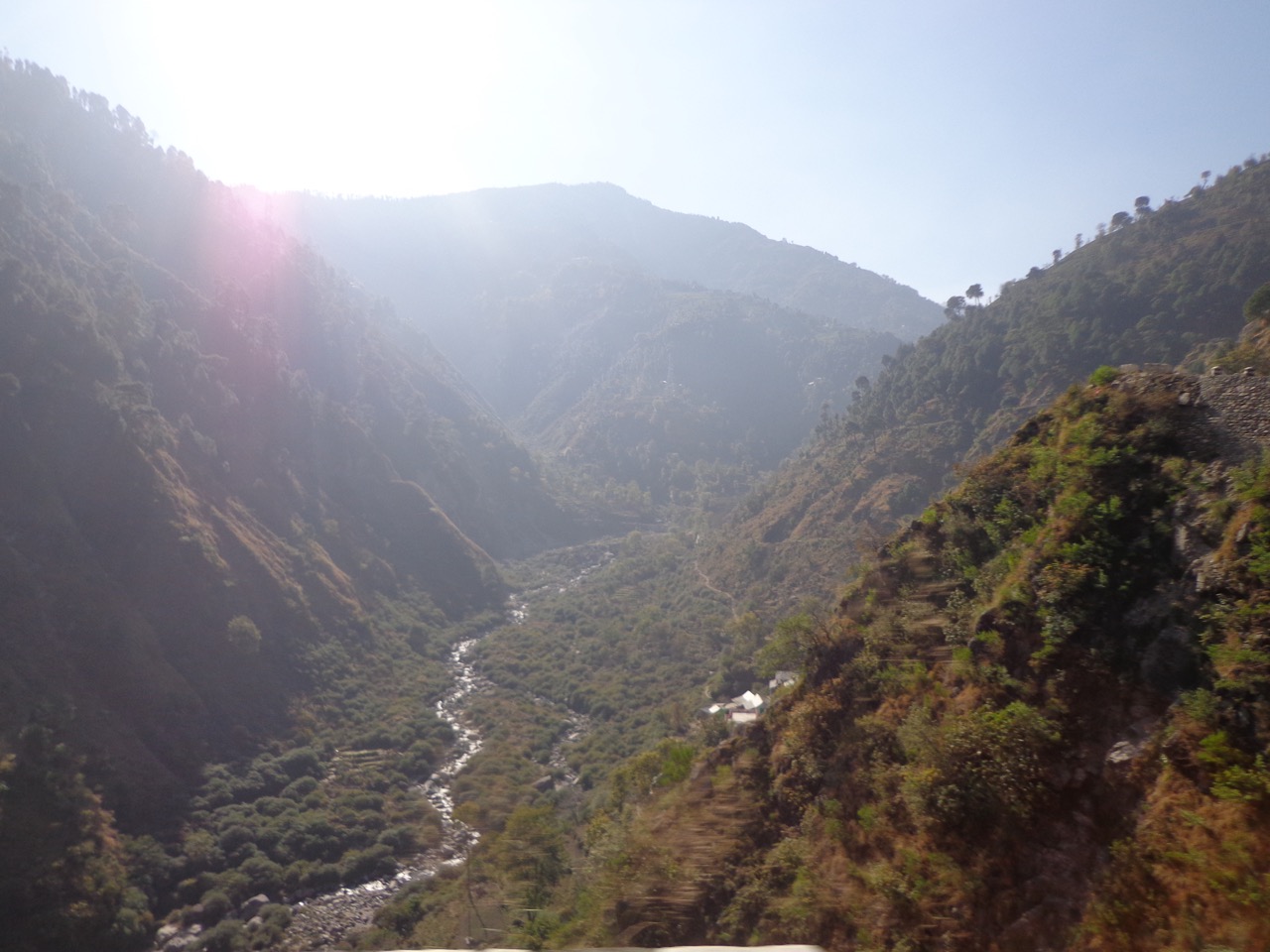 The Ravi river cuts right through the mountains.