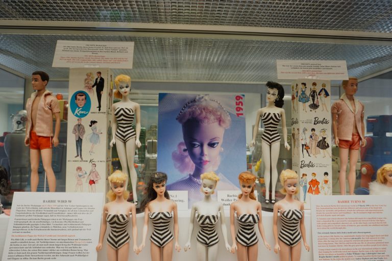 One of the things I noticed was the fact that the old Barbies had a different facial profile than the ones we see today. I think the design is based on what was seen as the standard of physical female beauty by the society at that time.