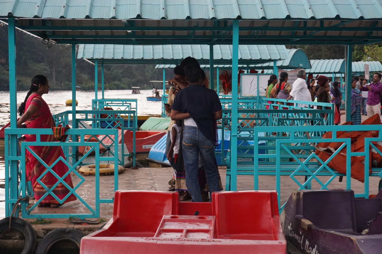 Boats and People in Ooty&rsquo;s boat house.