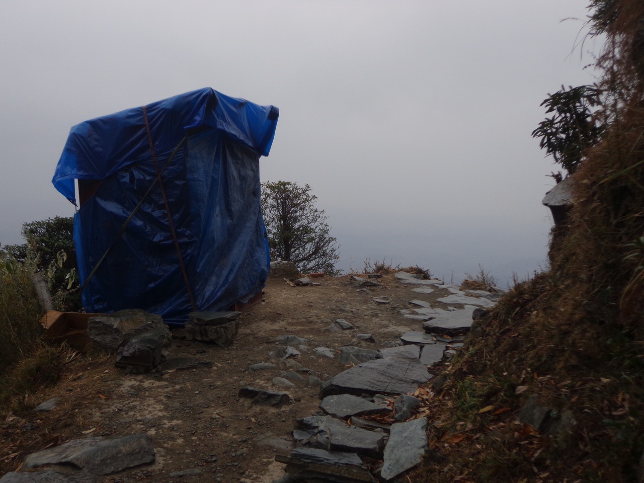 Om Prakash&rsquo;s tea shack was closed. I later met him at Galudevi temple.