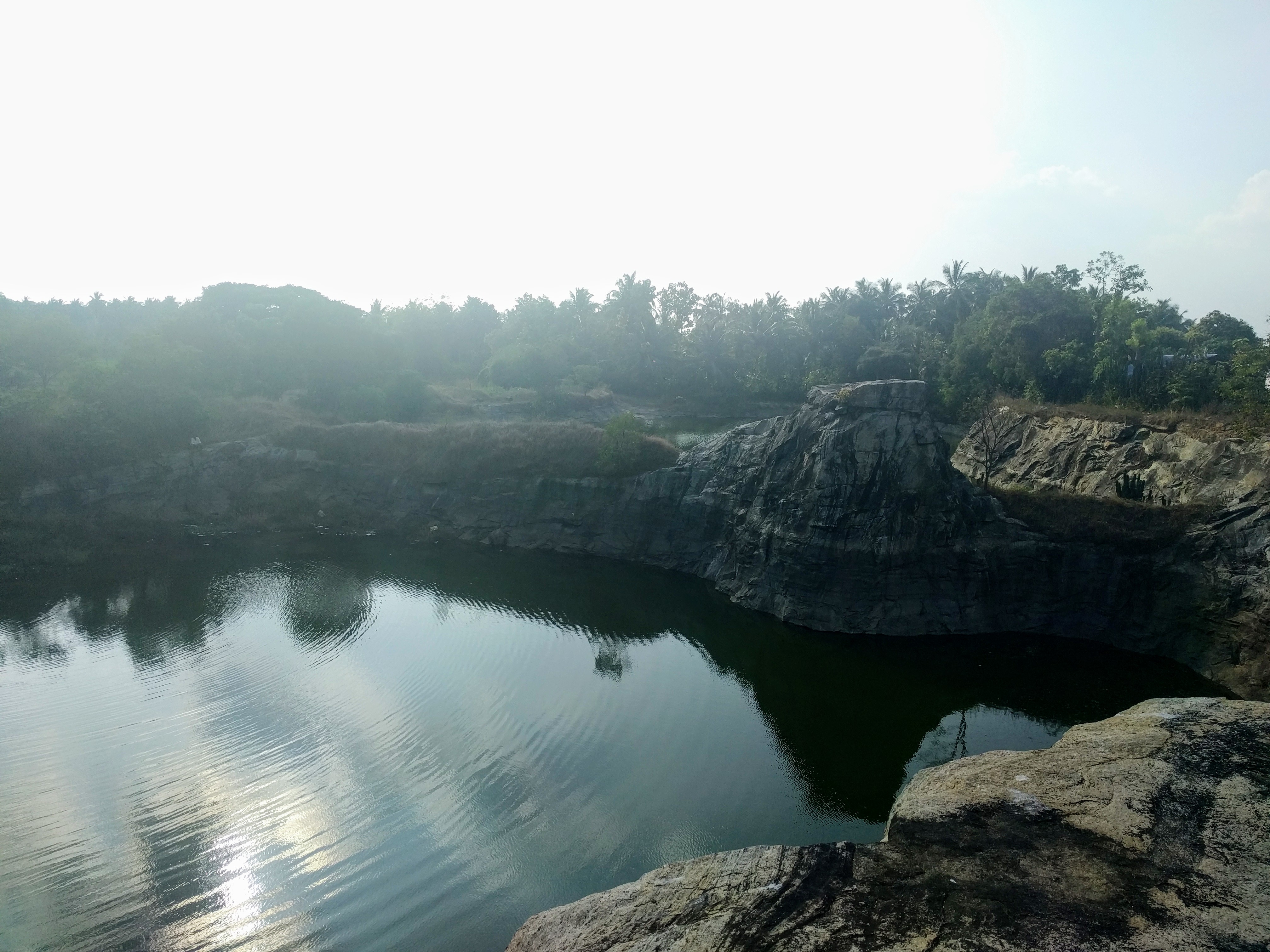 We stopped near this nice water body (about 5 kms from the hotel). I felt like jumping into the water.