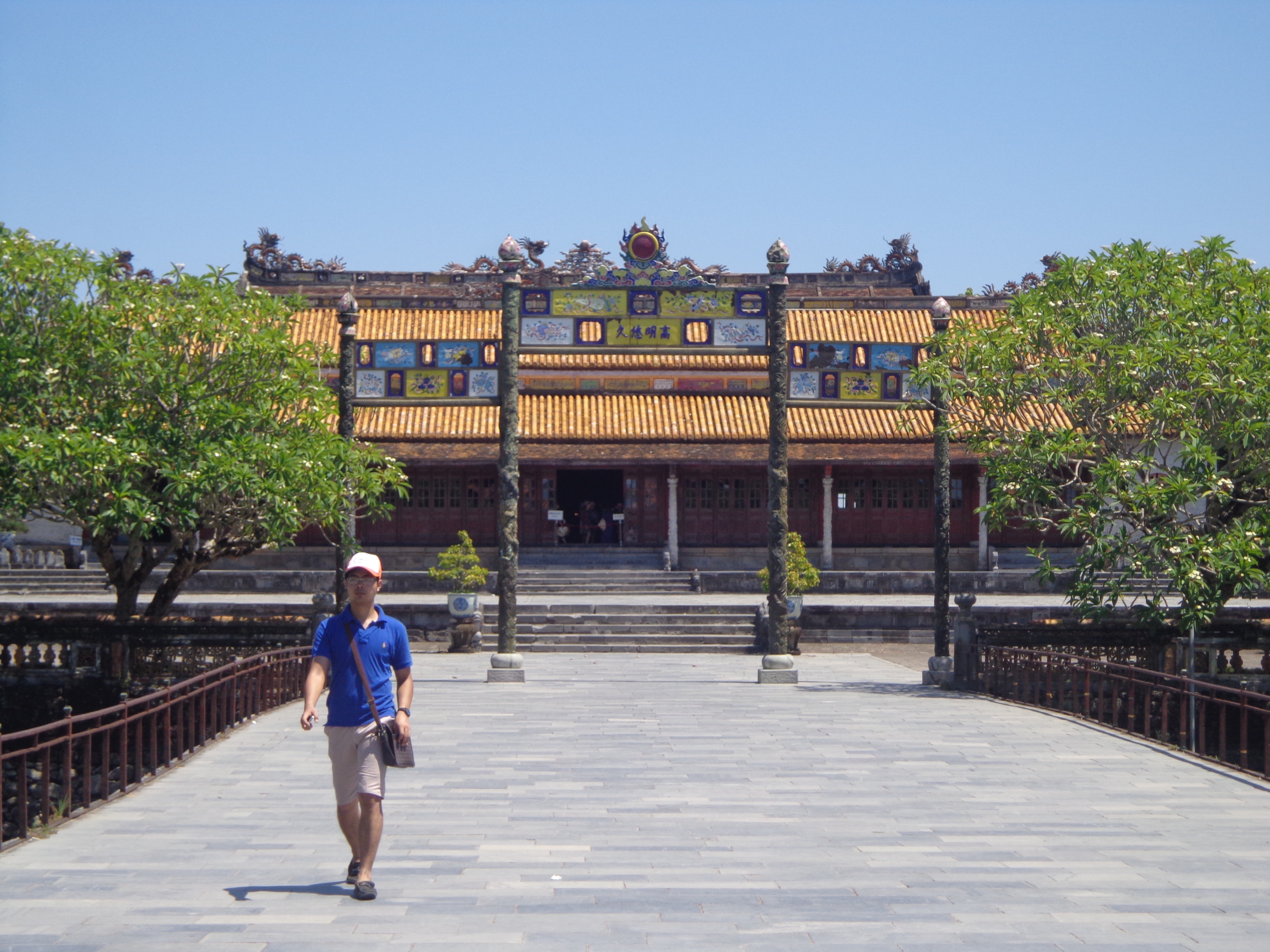 The entry to the royal palace. We weren&rsquo;t allowed to take photographs inside.