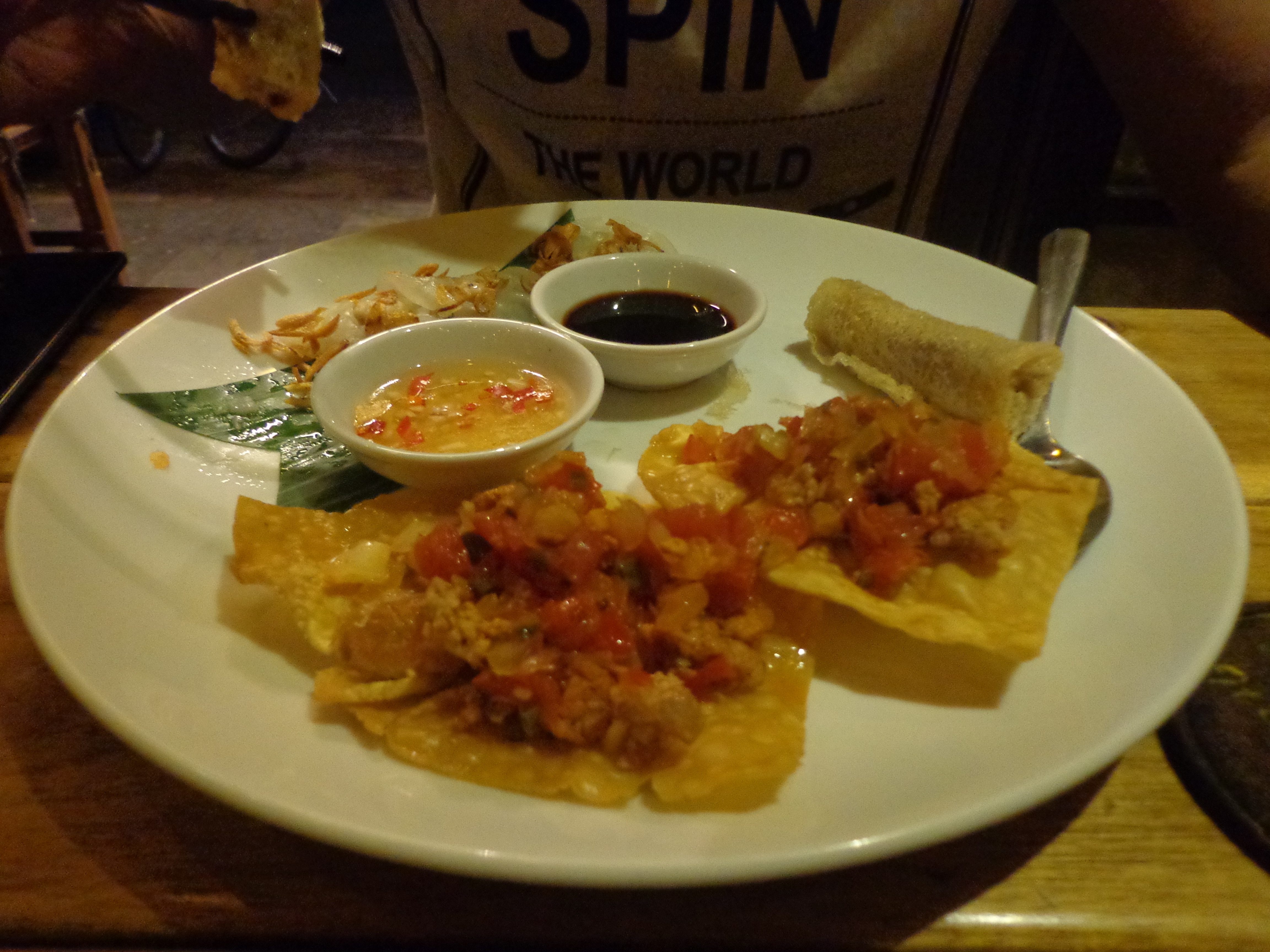 Nandy ordered a platter of starters. The platter had White Roses. They tasted different from the ones I had yesterday.