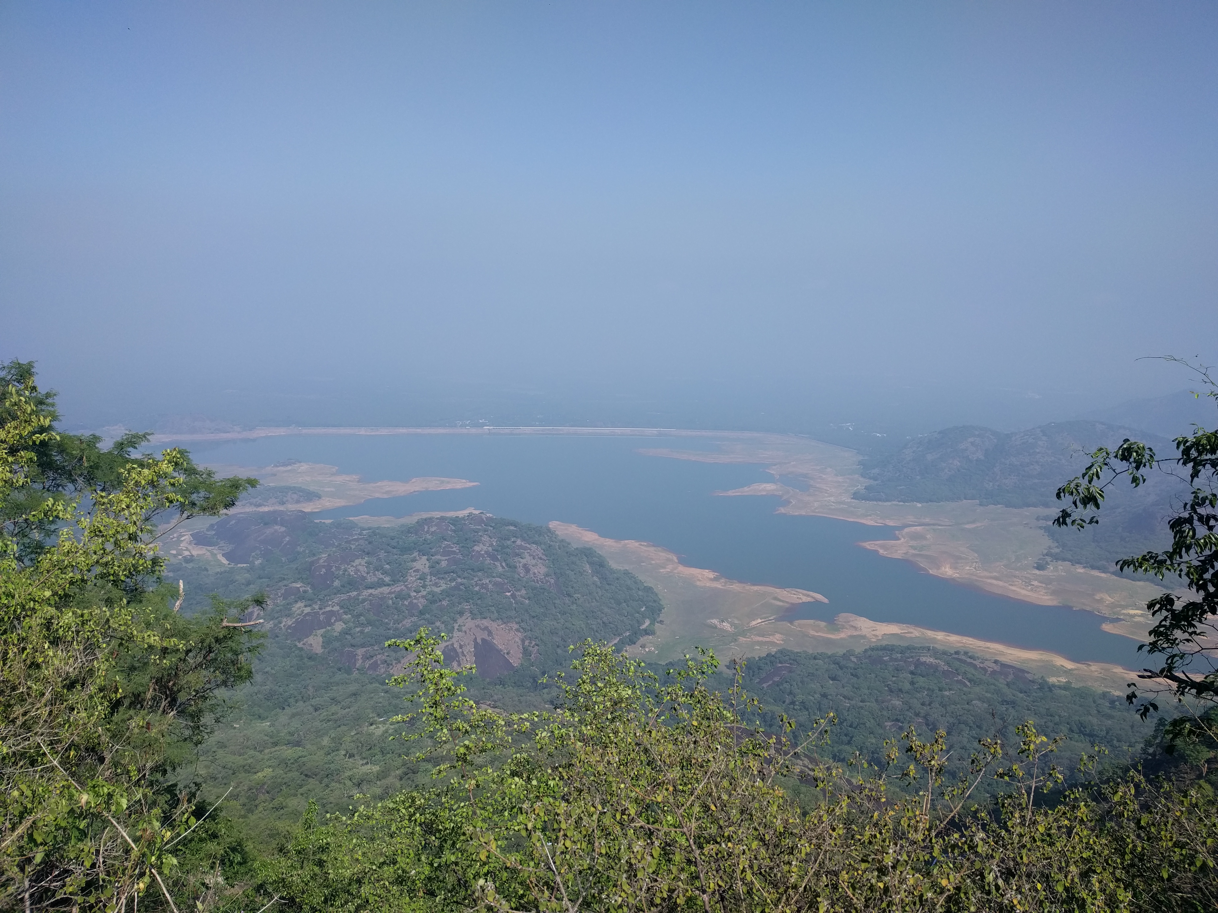 The same Aliyar Dam. This time from the top of the mountain.