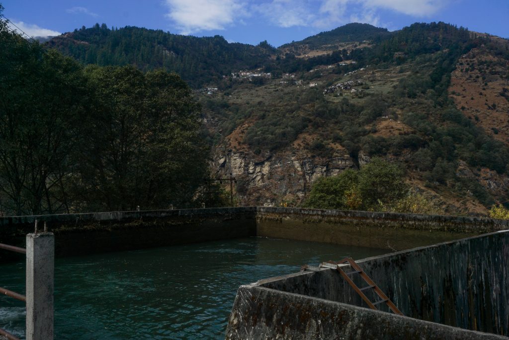 The reservoir. The villages visible in the distance are the ones that the trail from the bridge leads to.