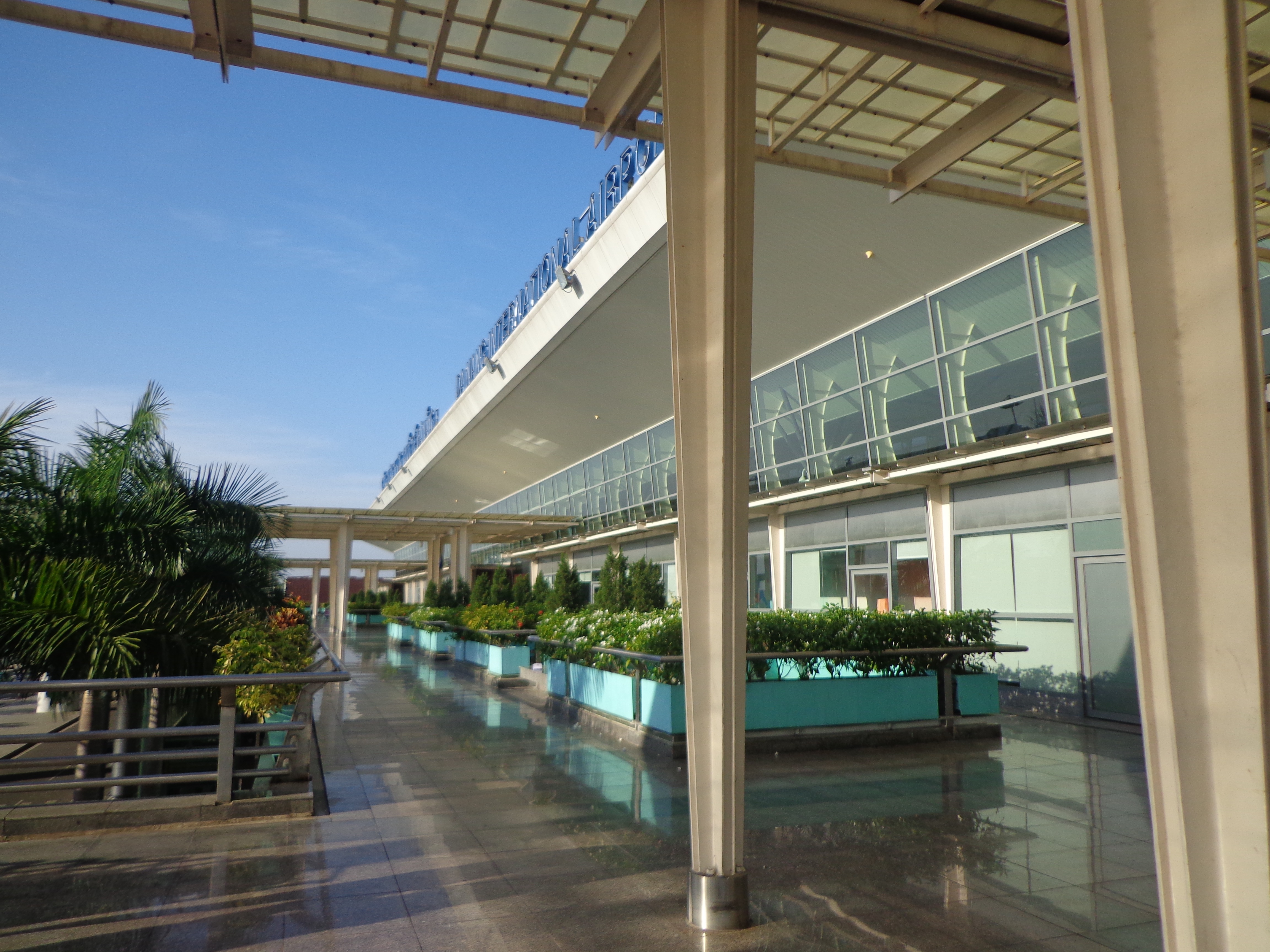 Da Nang international airport. Of all the International airports in Vietnam, this one was the quietest.