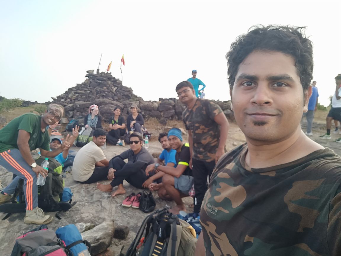 Back row L to R: Bidisha, Mohini, Dipanwita. Front row L to R: Sujit, Yudhajit, me, Athri, Shounak, Anupam, Arka. Trying to get out of the 2D plane: Korak.
