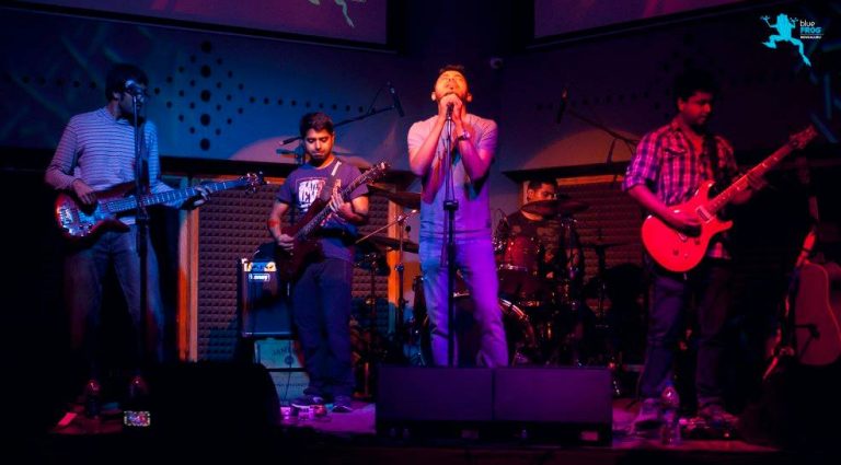 This is us playing. Courtesy: blueFROG