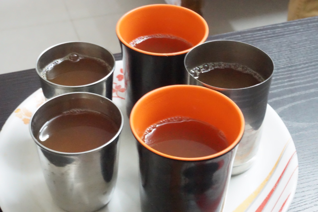 This one is definitely better than the local train ones. He could have sold this in the apartment. Manu mentioned that there is some app that facilitates that.