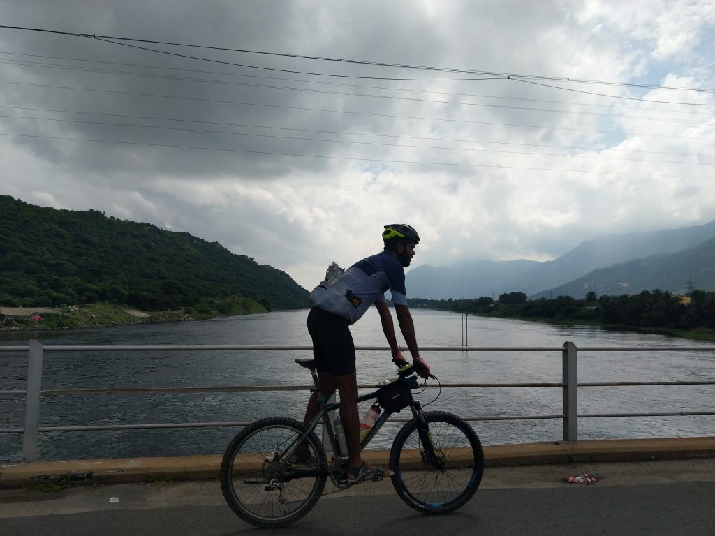 Mittal crossing the bridge at Mettur.